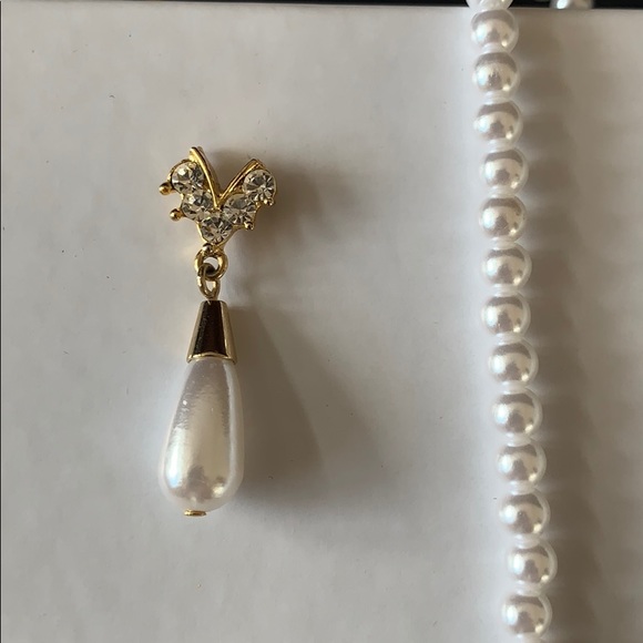 Imitation pearls. Wore on my wedding day. - Picture 3 of 5